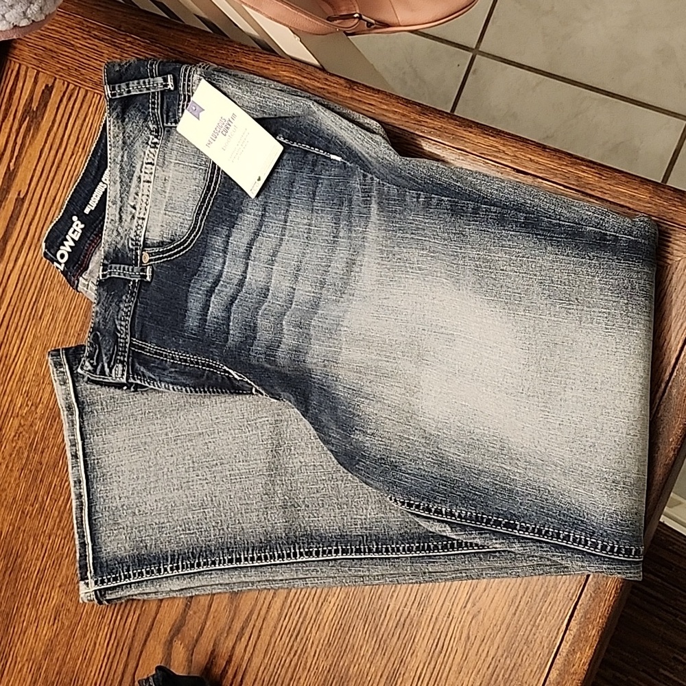 Size 16w Wallflower Jeans